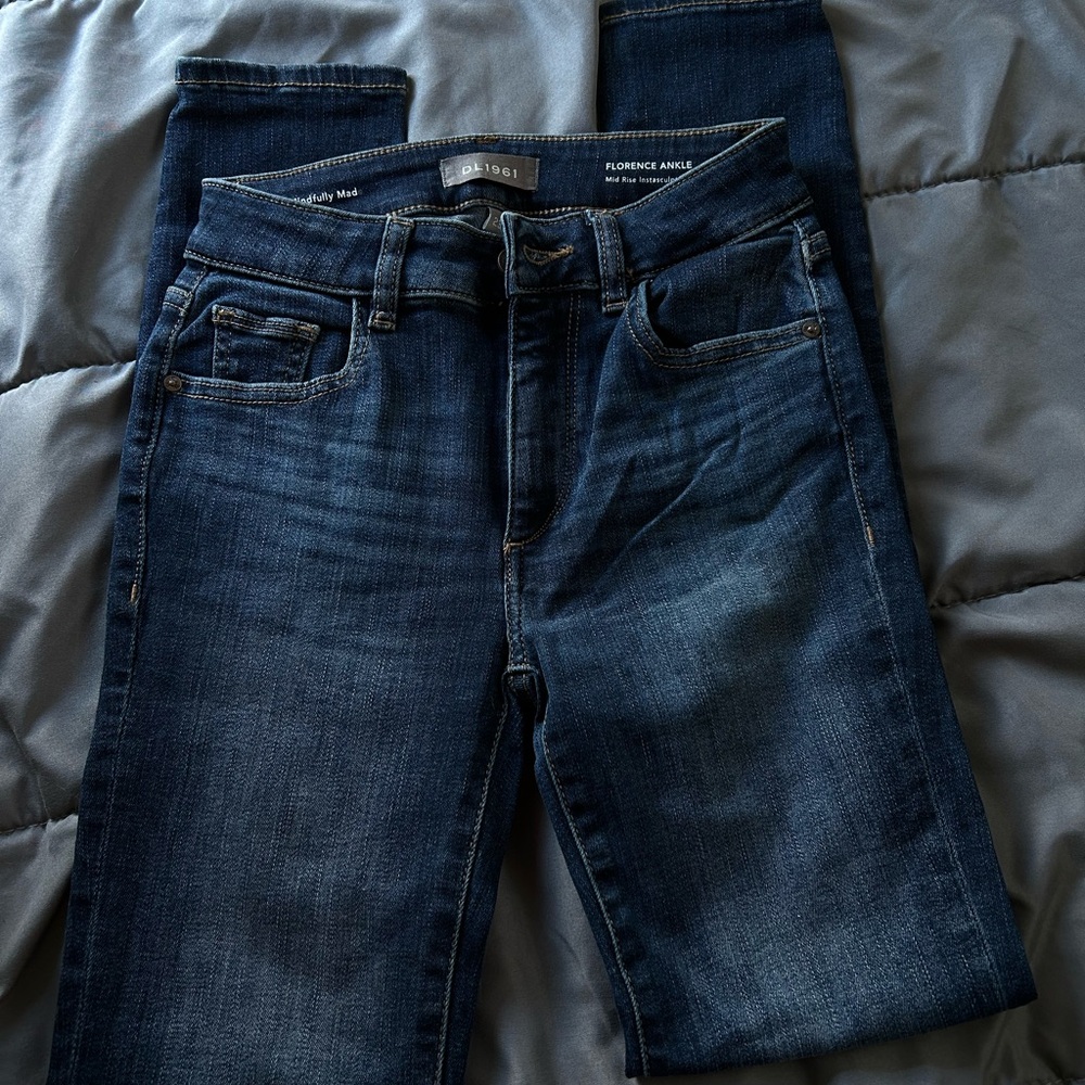 DL1961 Dark Blue Denim Jeans